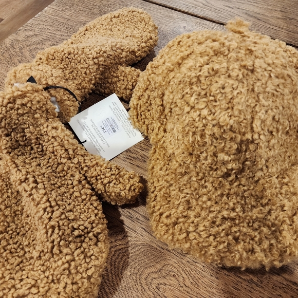 Teddy cap & mittens love & lore - Picture 4 of 5